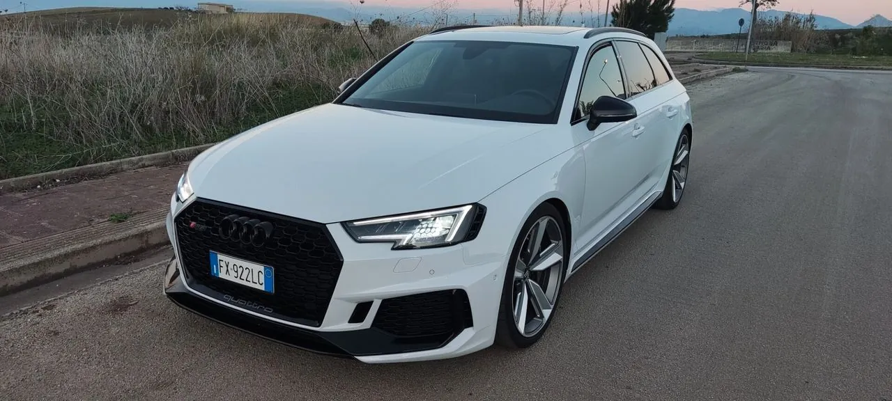 Audi Rs4 2019 photo 5