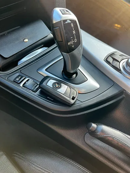 BMW 320D 2012 photo 4