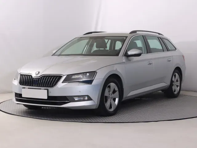 Skoda Superb Combi