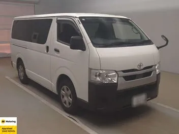 Toyota Hiace 2020 photo 2