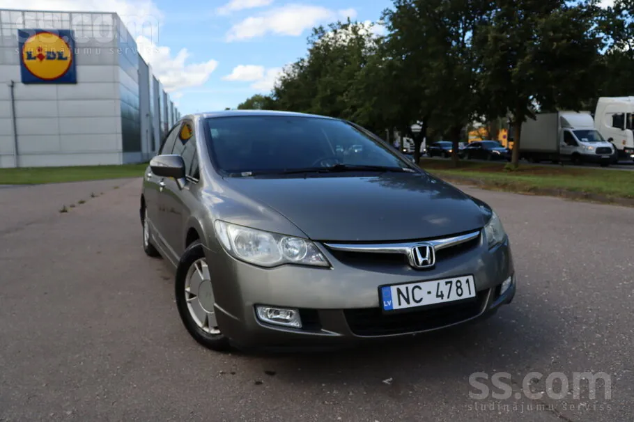 Honda Civic 2008 photo 2