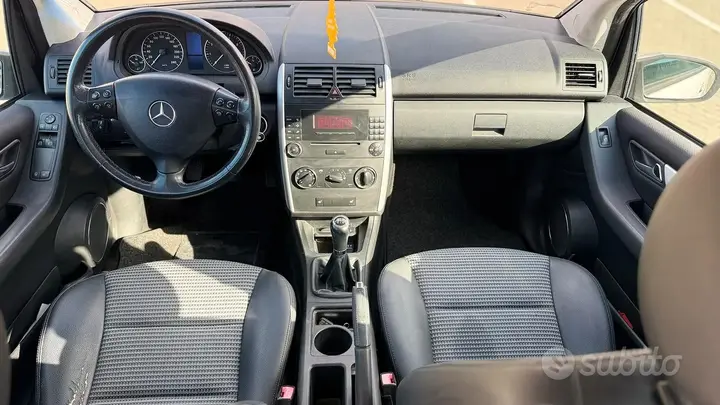 Mercedes-Benz A150 2007 photo 5