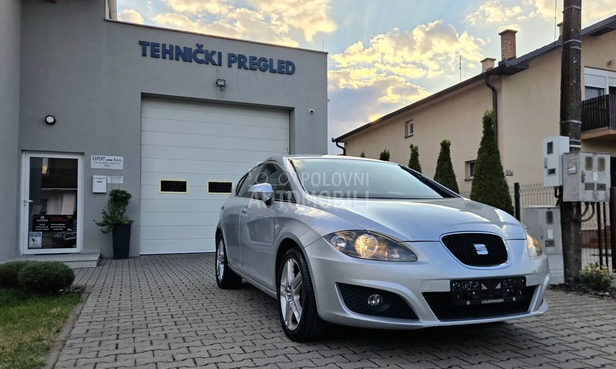 Seat Leon 2011 photo 3