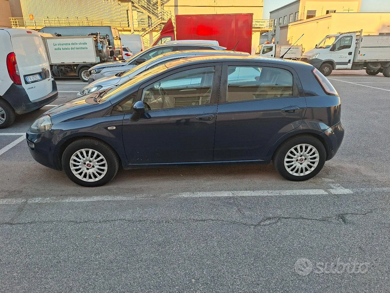 Fiat Punto Evo 2013 photo 2