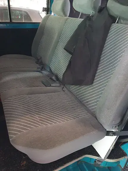 Toyota Hiace 1999 photo 2