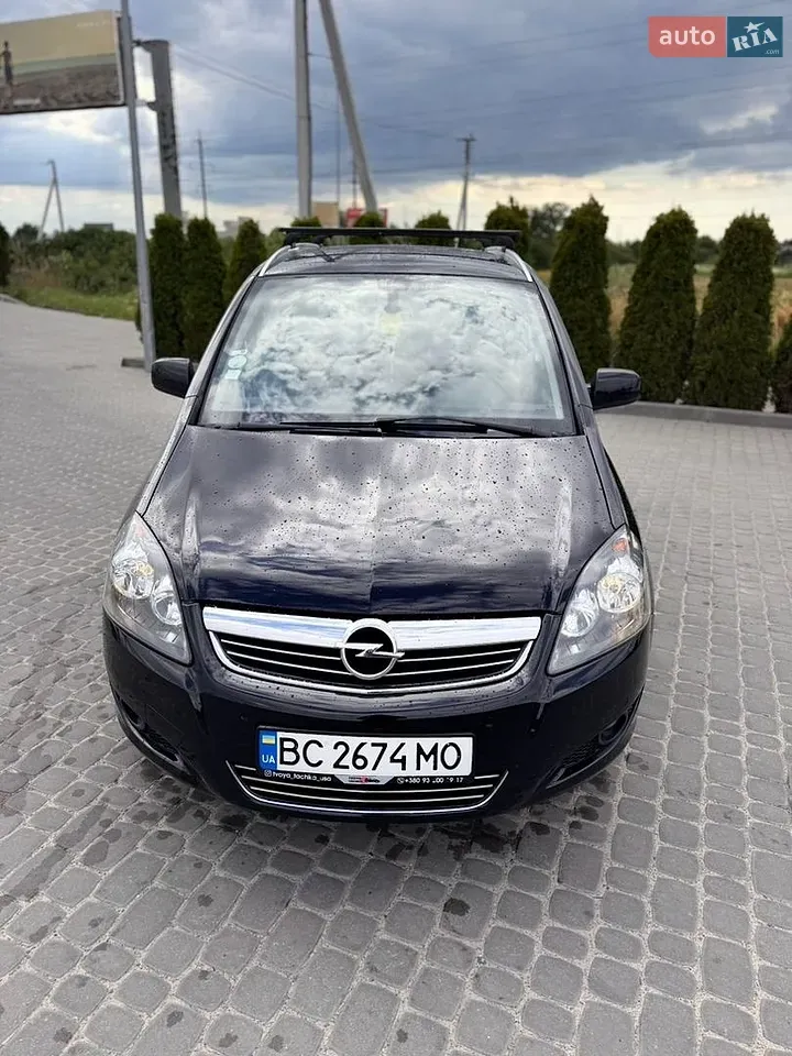 Opel Zafira 2010 photo 5
