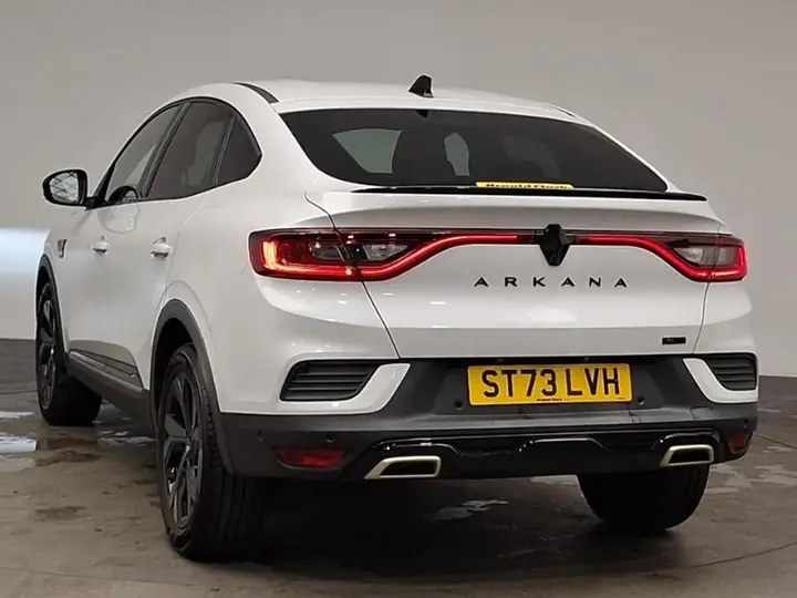 Renault Arkana 2023 photo 2