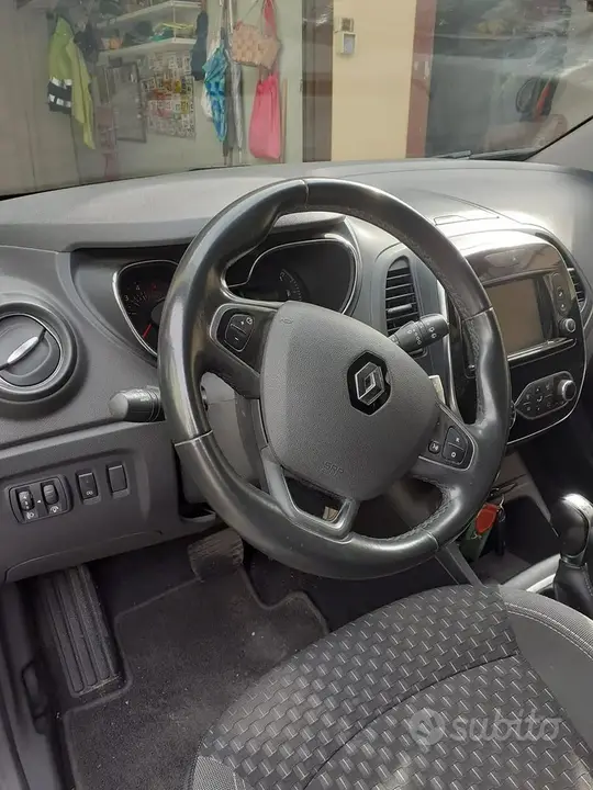 Renault Captur 2018 photo 4