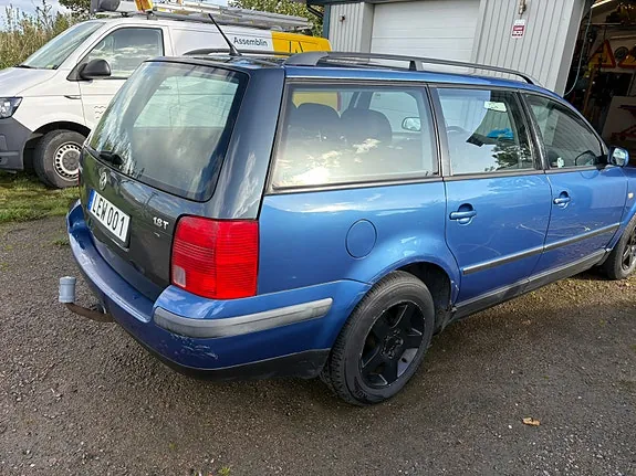 Volkswagen Passat 1998 photo 4