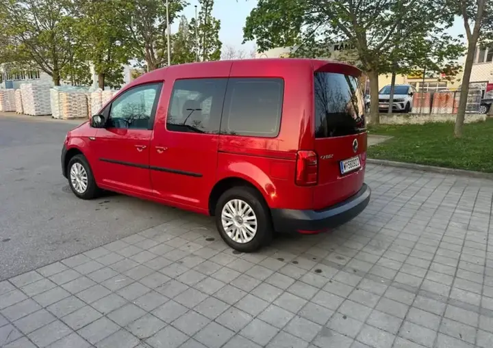 Volkswagen Caddy 2016 photo 2