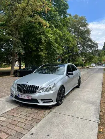 Mercedes-Benz E300