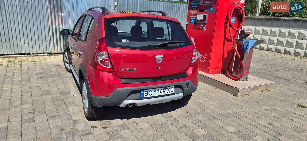 Dacia Sandero 2010 photo 4