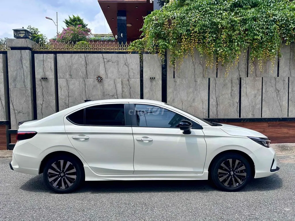 Honda City 2025 photo 3