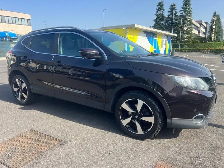Nissan Qashqai 2015 photo 4