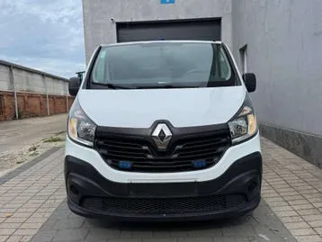 Renault Trafic 2017 photo 2