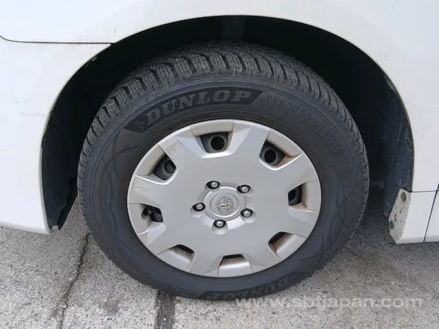 Toyota Noah 2010 photo 5