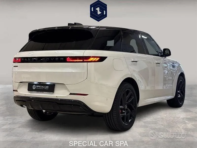 Land Rover Range Rover Sport 2024 photo 2