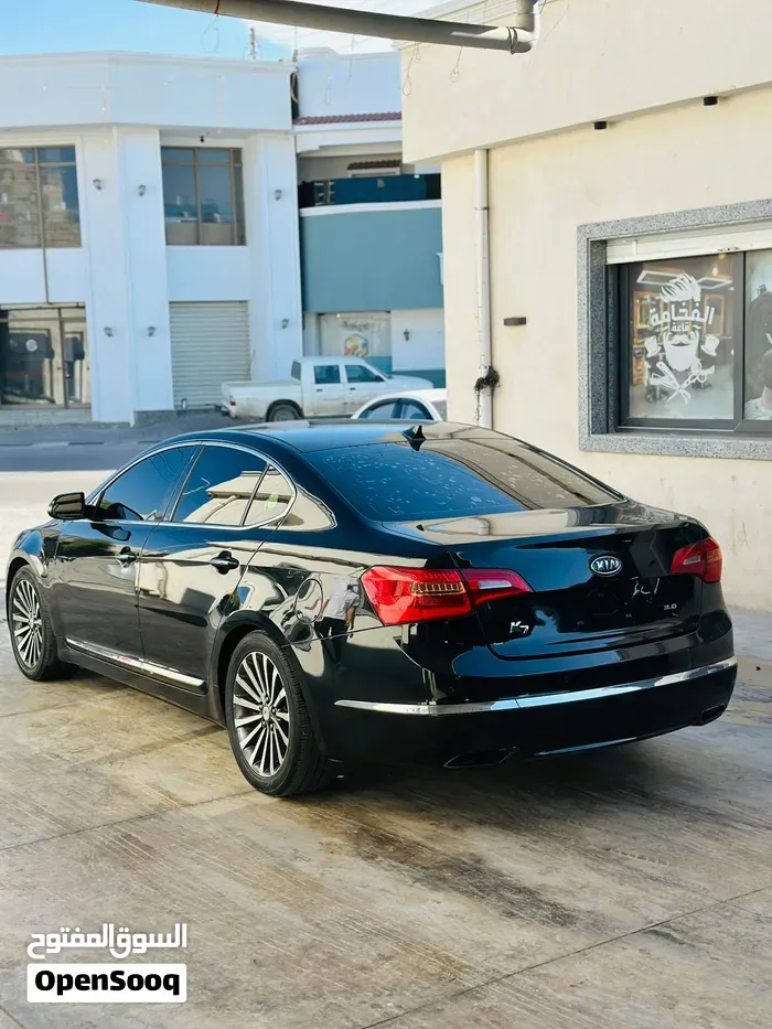 Kia Cadenza 2011 photo 2