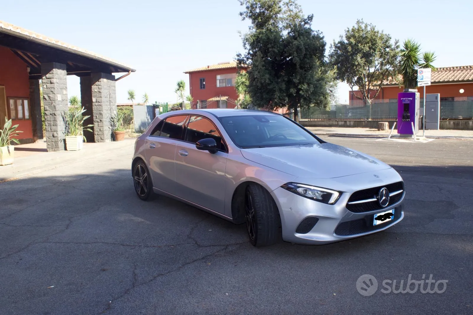Mercedes-Benz A-Class 2018 photo 2