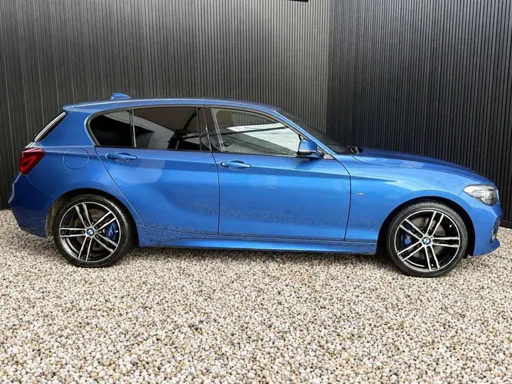 BMW 1 Series 2018 photo 2