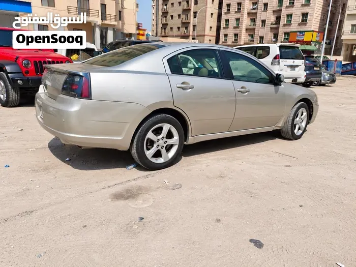 Mitsubishi Galant 2008 photo 2