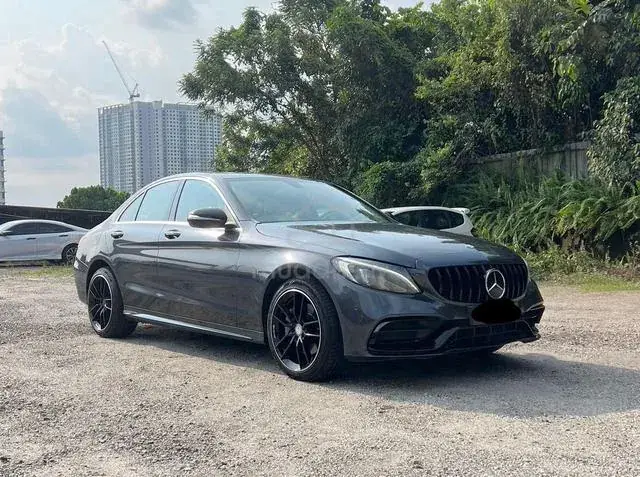 Mercedes-Benz C250