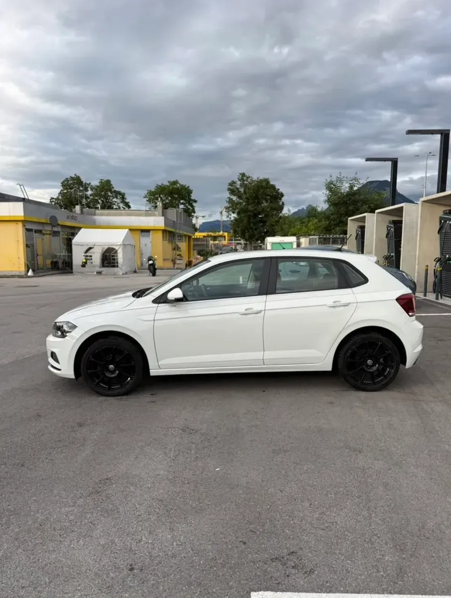 Volkswagen Polo 2021 photo 2