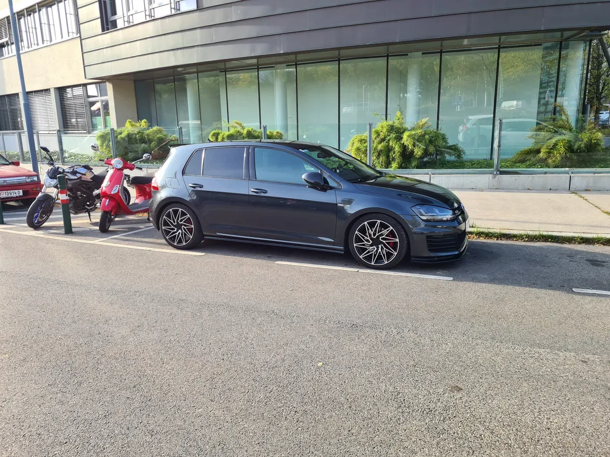 Volkswagen Golf 2016 photo 2