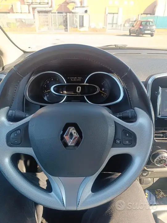Renault Clio 2016 photo 5