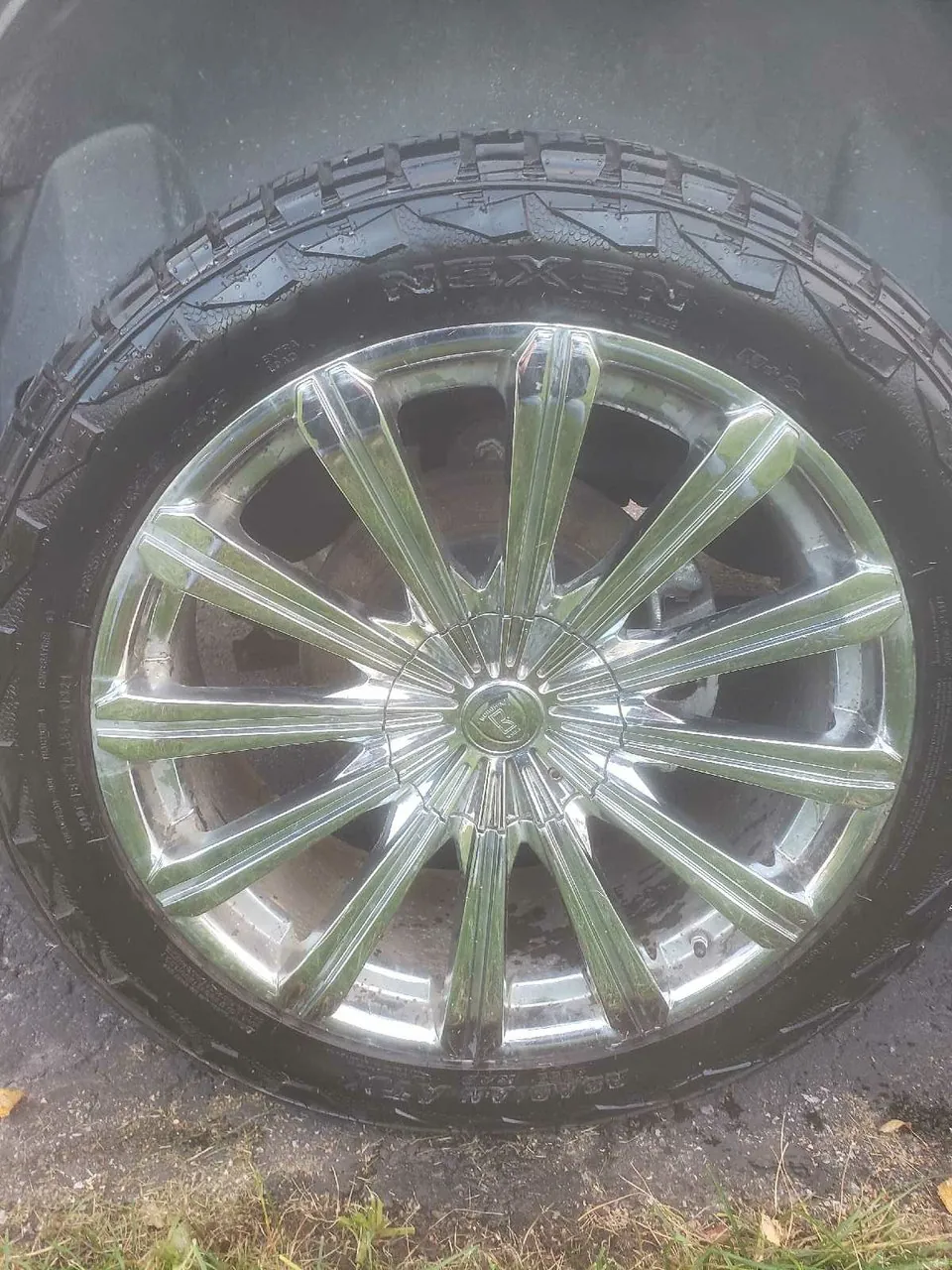 Cadillac Escalade 2011 photo 3