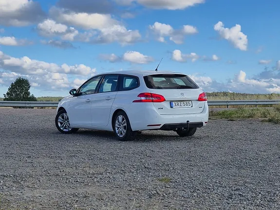 Peugeot 308 Sw 2016 photo 2