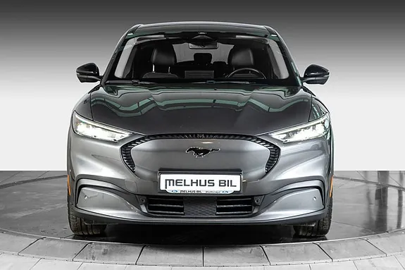 Ford Mustang Mach-E 2023 photo 2