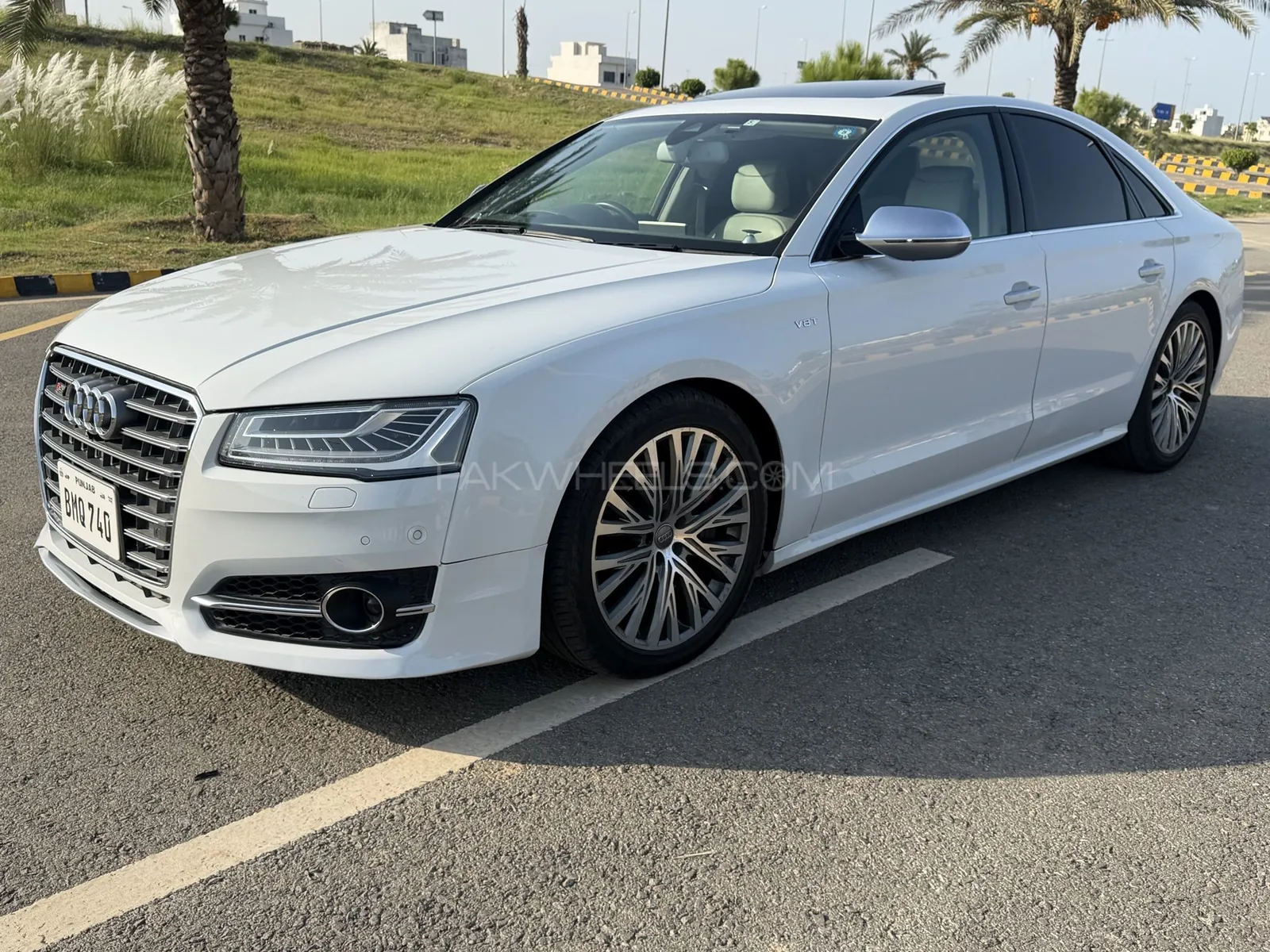 Audi A8