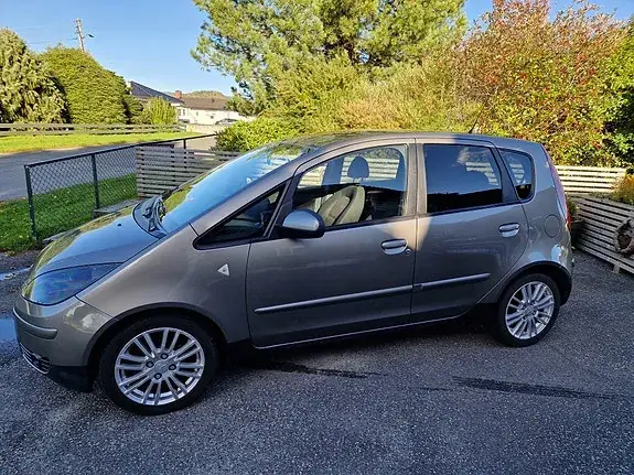Mitsubishi Colt