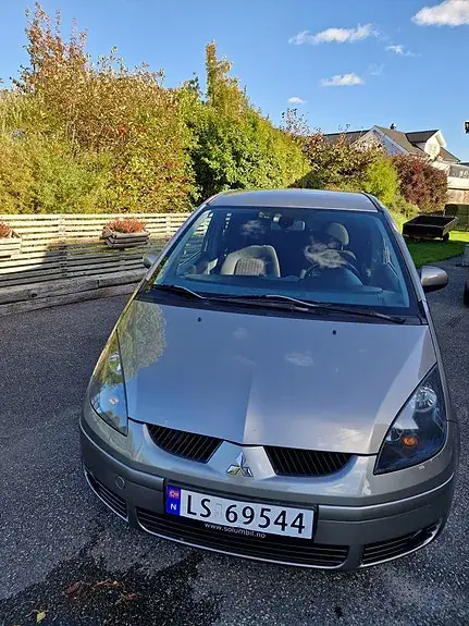 Mitsubishi Colt 2008 photo 3
