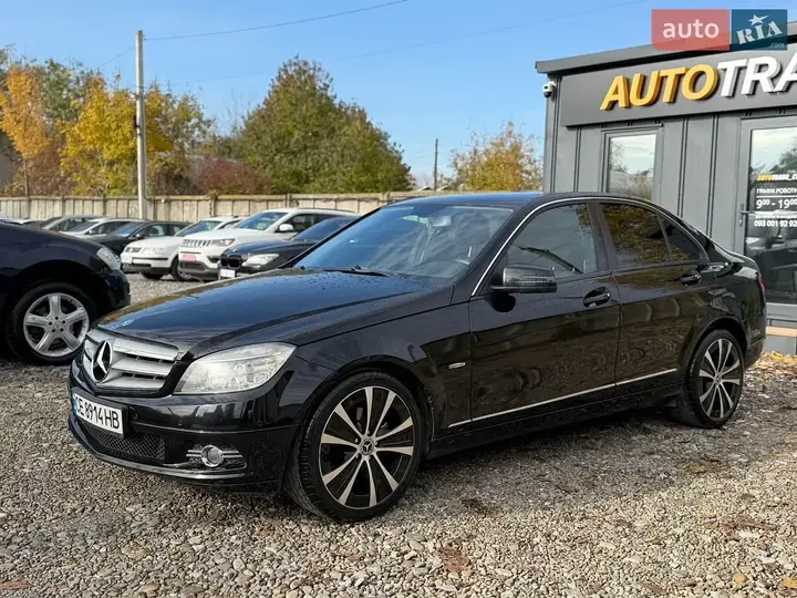 Mercedes-Benz C-Class 2010 photo 3