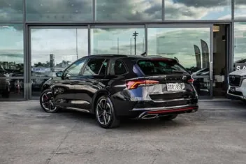 Skoda Octavia 2023 photo 4