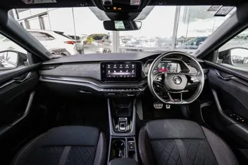 Skoda Octavia 2023 photo 3