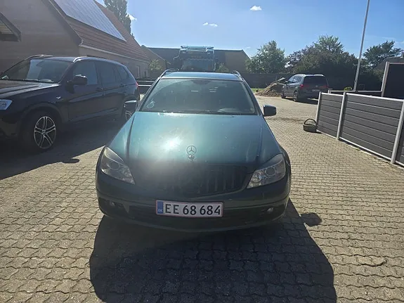 Mercedes-Benz C200