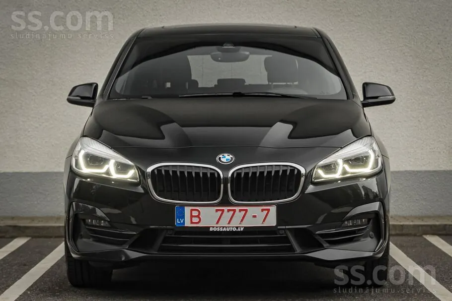 BMW 220I 2018 photo 2