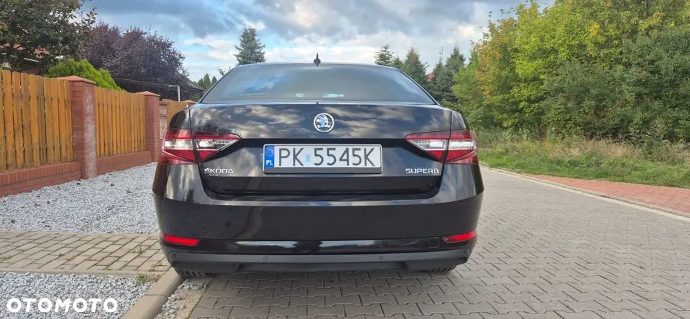 Skoda Superb 2016 photo 5