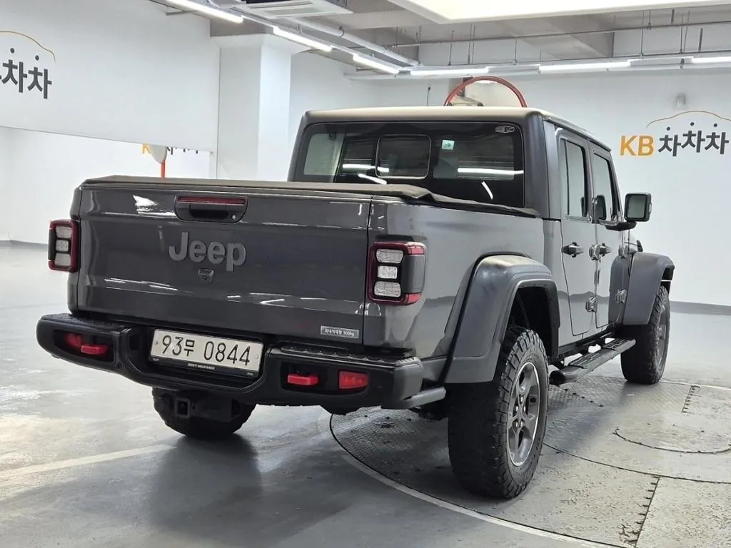 Jeep Gladiator 2021 photo 3
