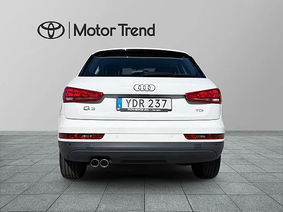 Audi Q3 2016 photo 4