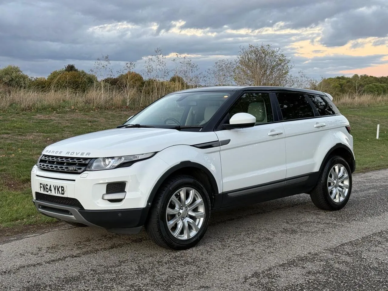 Land Rover Range Rover Evoque 2014 photo 3