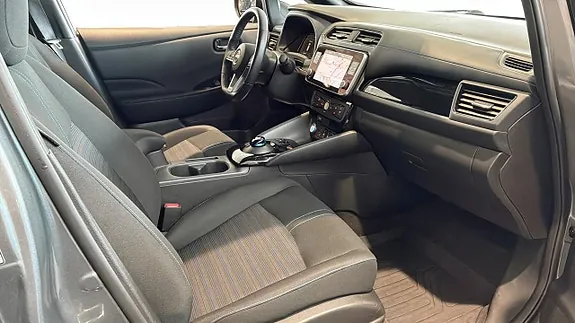 Nissan Leaf 2022 photo 3