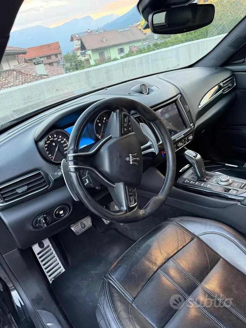 Maserati Levante 2018 photo 5