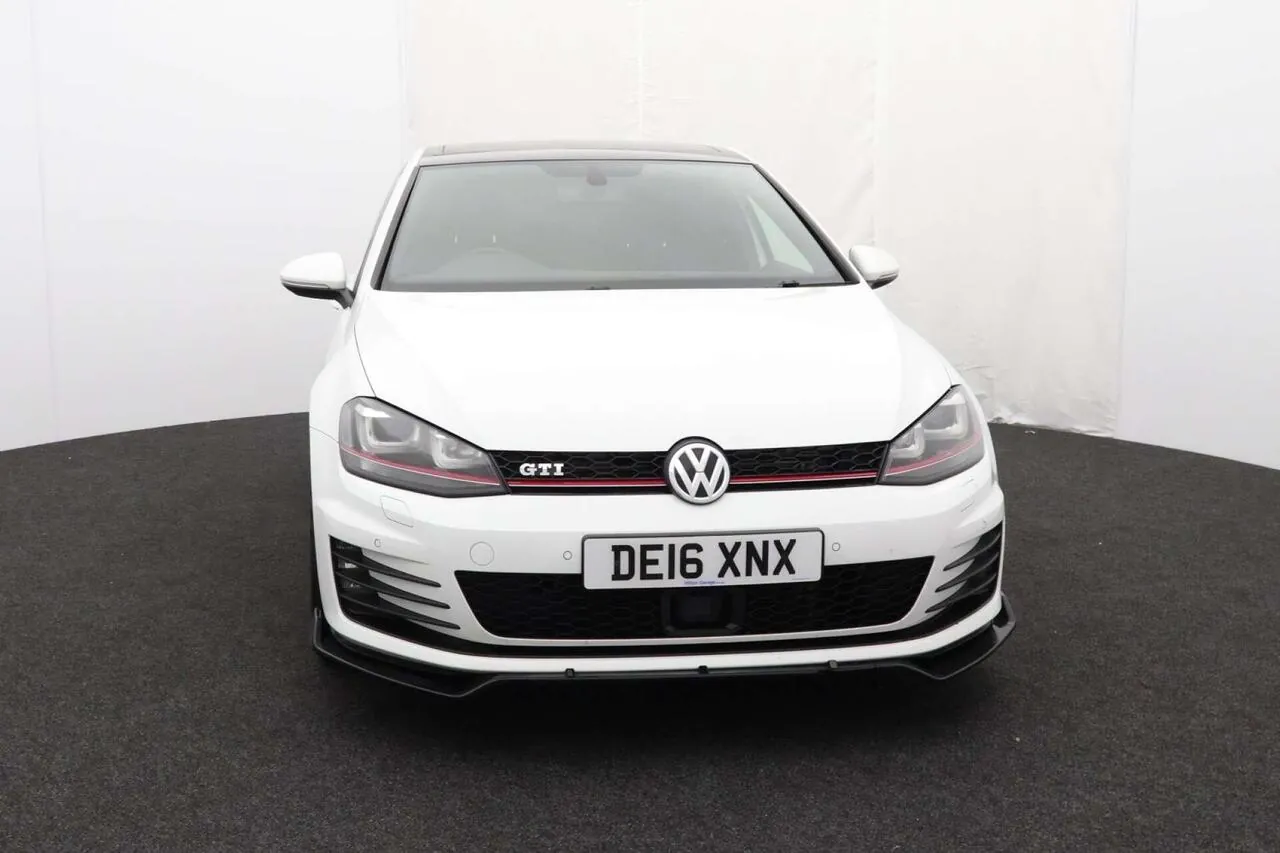 Volkswagen Golf 2016 photo 2