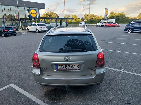 Toyota Avensis 2007 photo 4