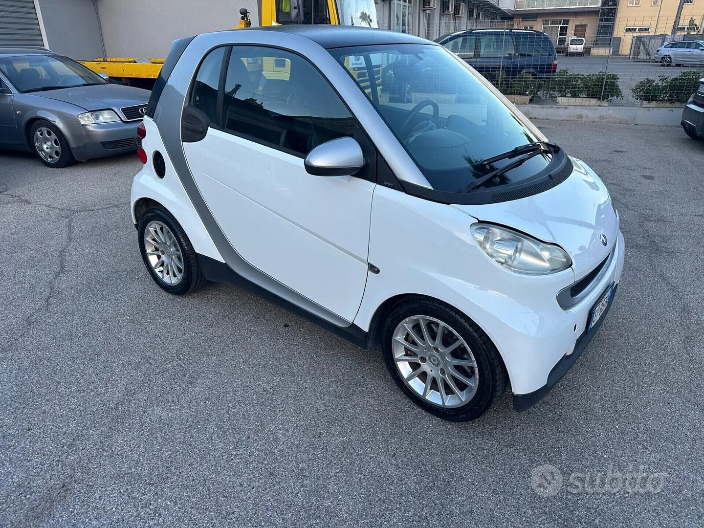 Smart Fortwo 2009 photo 2
