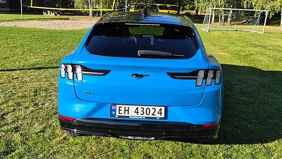 Ford Mustang Mach-E 2023 photo 4